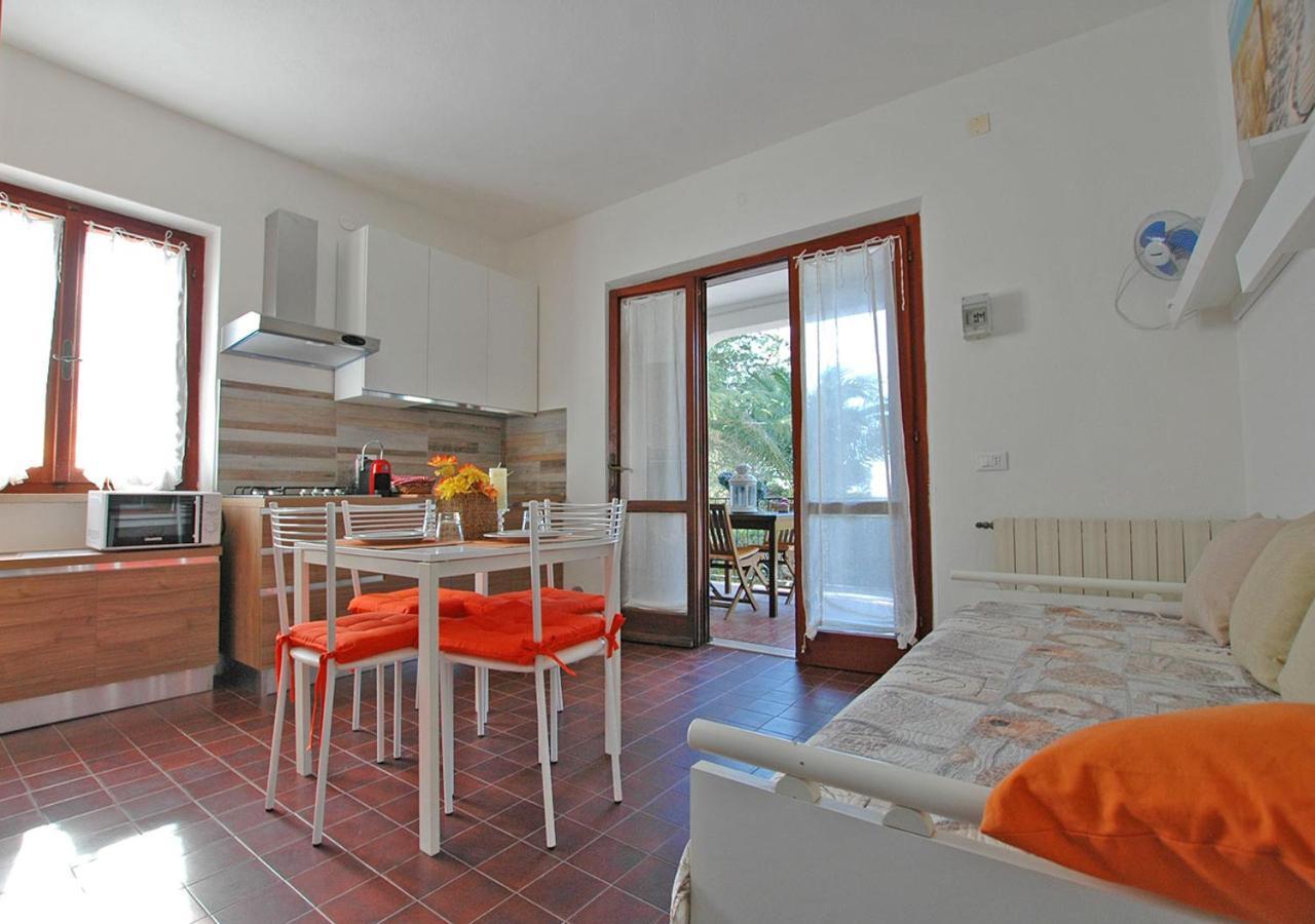 Casa Katia Apartment Lacona Bagian luar foto